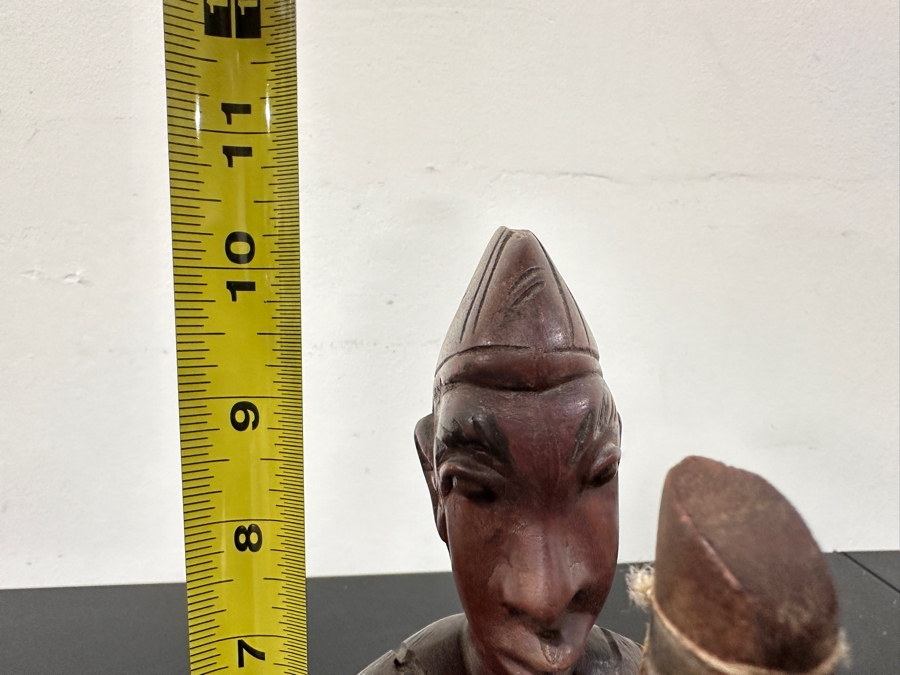 Carved Wooden African Sculpture Of A Musician Playing A Stringed Instrument 10.5'H [Photo 7]