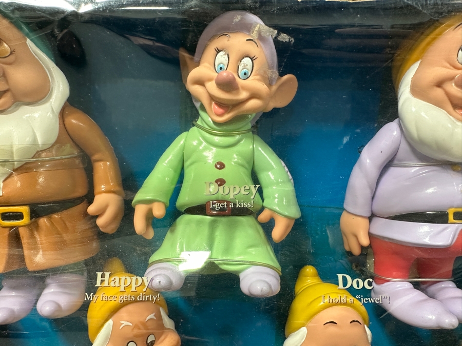 Vintage 1992 Mattel Walt Disney's Snow White And The Seven Dwarfs Gift Set 5278 In Original Box 18 X 13.5 [Photo 8]