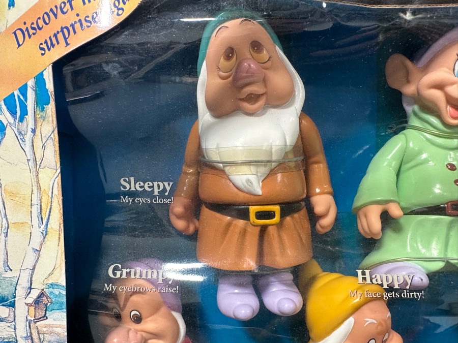 Vintage 1992 Mattel Walt Disney's Snow White And The Seven Dwarfs Gift Set 5278 In Original Box 18 X 13.5 [Photo 9]