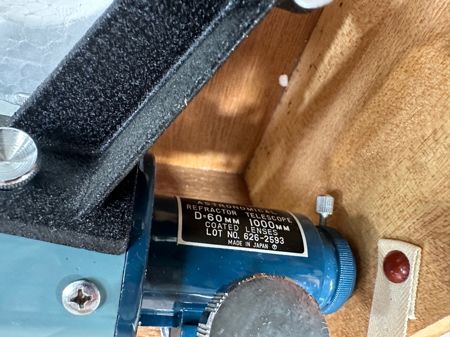 Penncrest Equatorial Refractor Telescope Model 2593 50 X 500 X 66mm With Tripod & Wooden Case Appears Barely Used If Ever 41W X 12.5D X 7.5H [Photo 7]