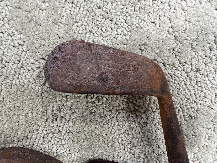 Set Of (5) Vintage Wooden Handle Golf Drivers & (4) Vintage Wooden Handle Golf Irons [Photo 13]