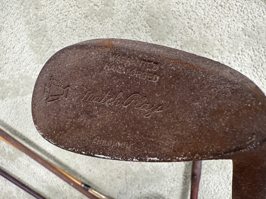 Set Of (5) Vintage Wooden Handle Golf Drivers & (4) Vintage Wooden Handle Golf Irons [Photo 12]