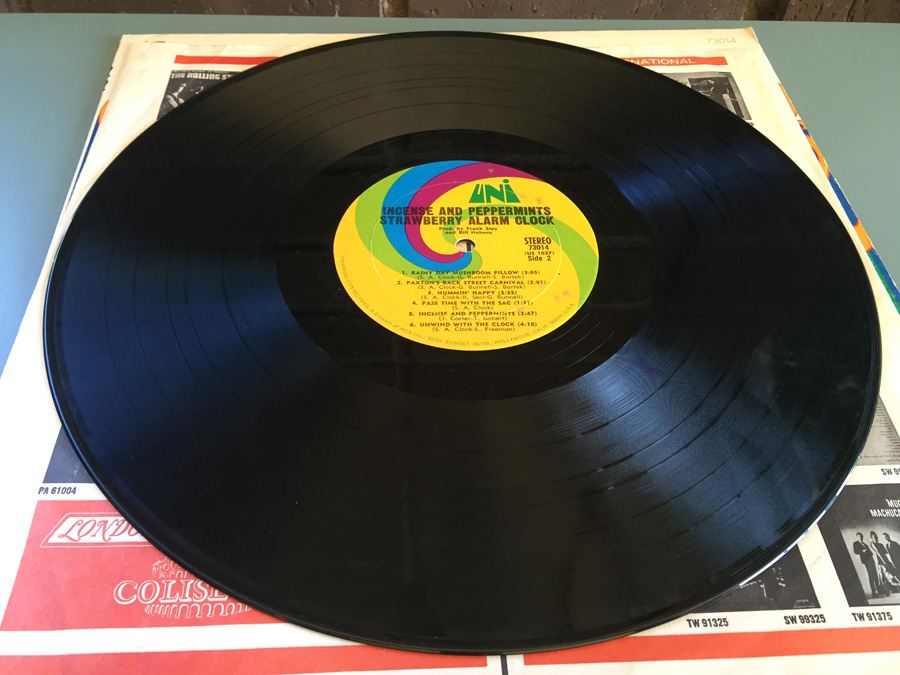 Strawberry Alarm Clock ‎- Incense And Peppermints - UNI Records ‎- 73014 [Photo 6]