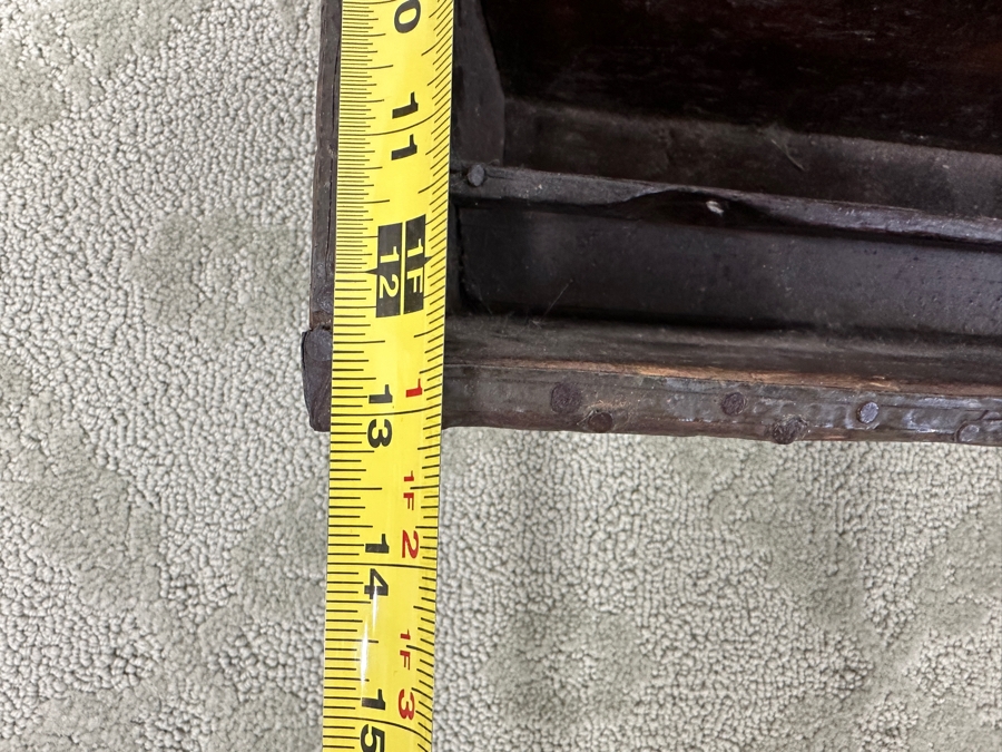 Antique Primitive Wooden Carrier Caddy Toolbox 35'W X 13'D X 11'H [Photo 8]