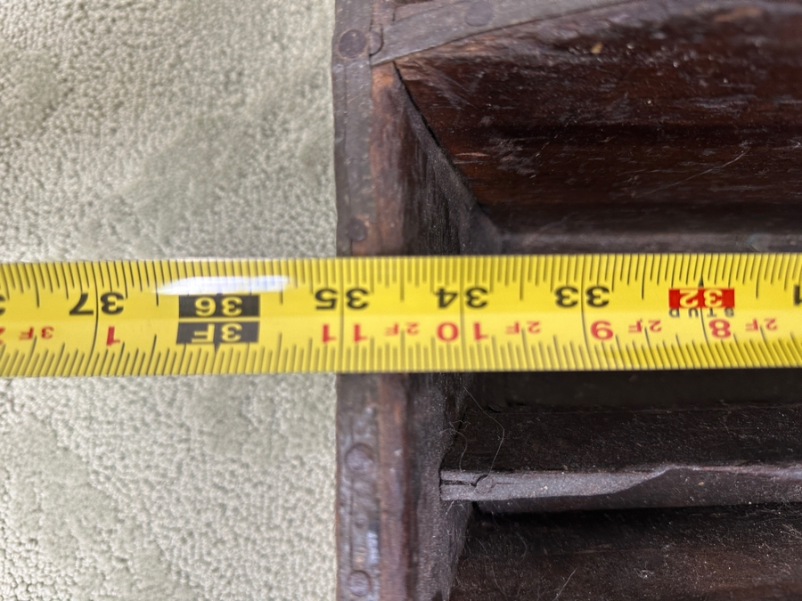 Antique Primitive Wooden Carrier Caddy Toolbox 35'W X 13'D X 11'H [Photo 7]