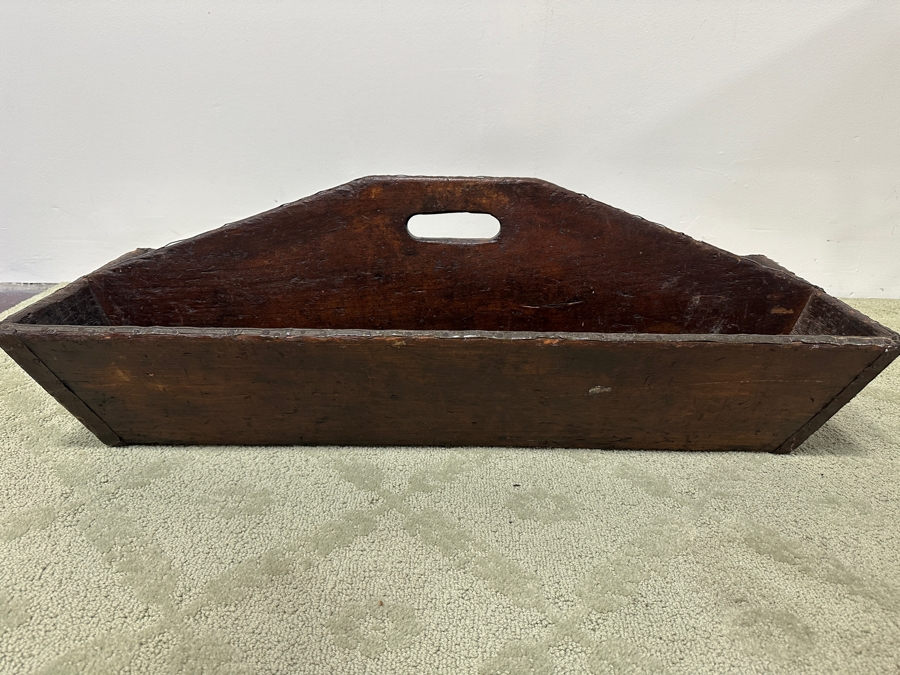 Antique Primitive Wooden Carrier Caddy Toolbox 35'W X 13'D X 11'H [Photo 3]
