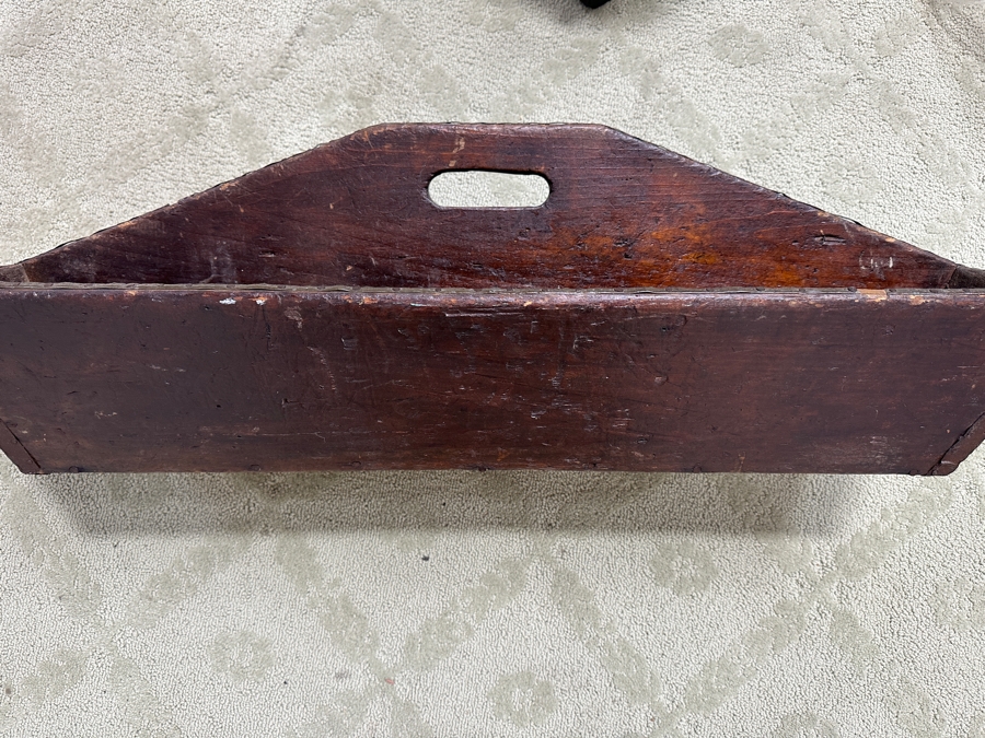 Antique Primitive Wooden Carrier Caddy Toolbox 35'W X 13'D X 11'H [Photo 6]