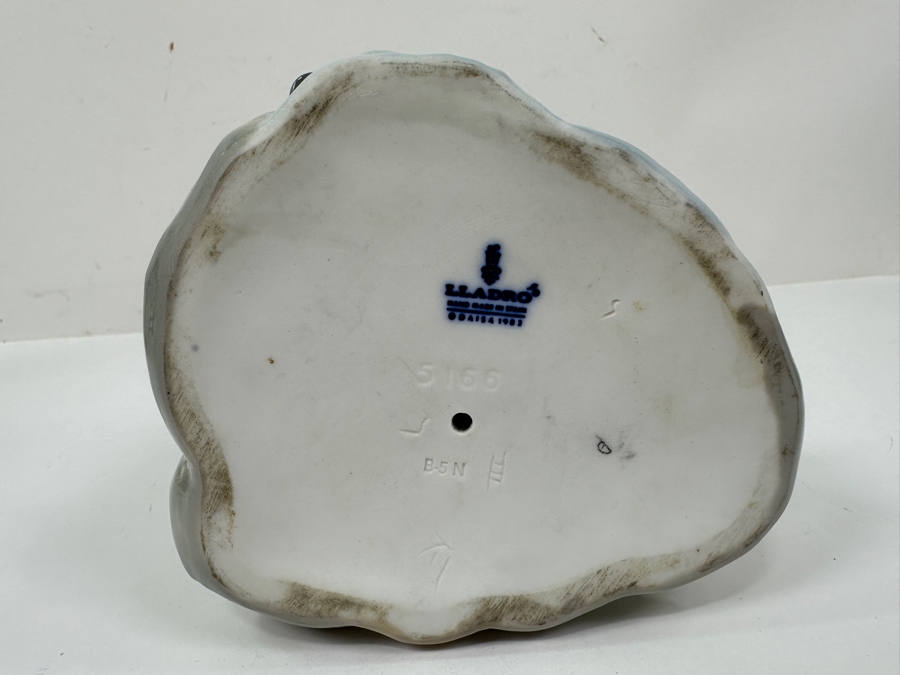 Just Added - Vintage Lladro Porcelain Figurine 'Sea Fever' Boy With Boat And Dog 9'H [Photo 5]