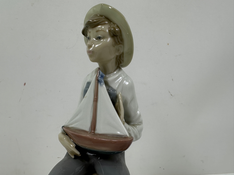 Just Added - Vintage Lladro Porcelain Figurine 'Sea Fever' Boy With Boat And Dog 9'H [Photo 2]