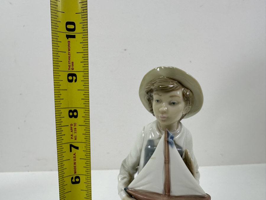 Just Added - Vintage Lladro Porcelain Figurine 'Sea Fever' Boy With Boat And Dog 9'H [Photo 7]