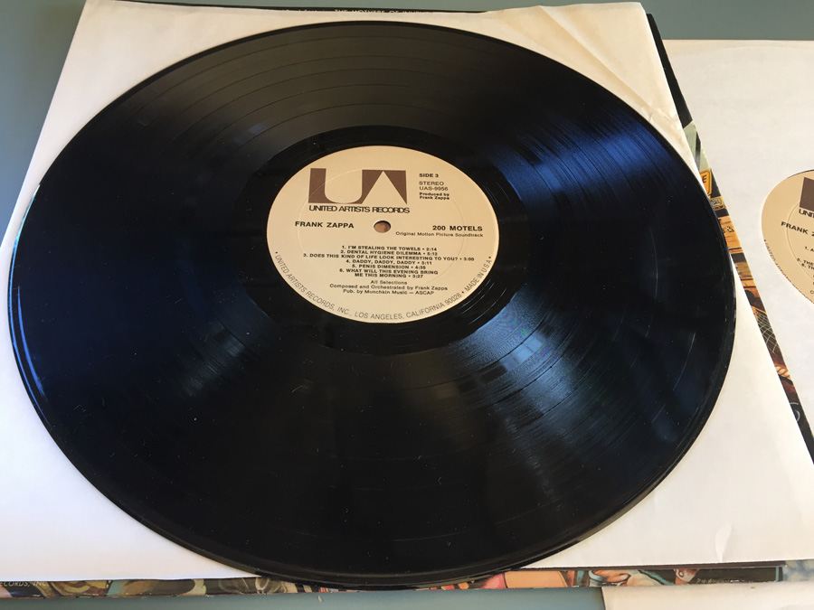 Frank Zappa ‎- 200 Motels - United Artists Records ‎- UAS 9956 [Photo 22]