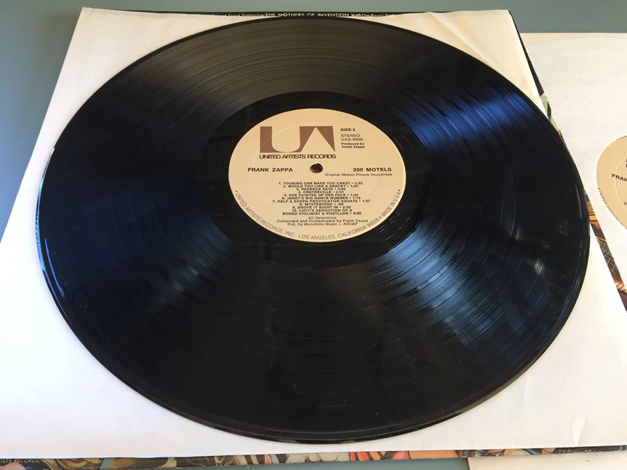Frank Zappa ‎- 200 Motels - United Artists Records ‎- UAS 9956 [Photo 24]