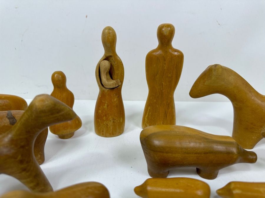 Just Added - Antonio Vitali And Kurt Naef Vintage Mid-Century Modern 'Playforms' Wooden Dollhouse Toy Scuptural Family Set Figures People & Animals By Creative Playthings [Photo 10]