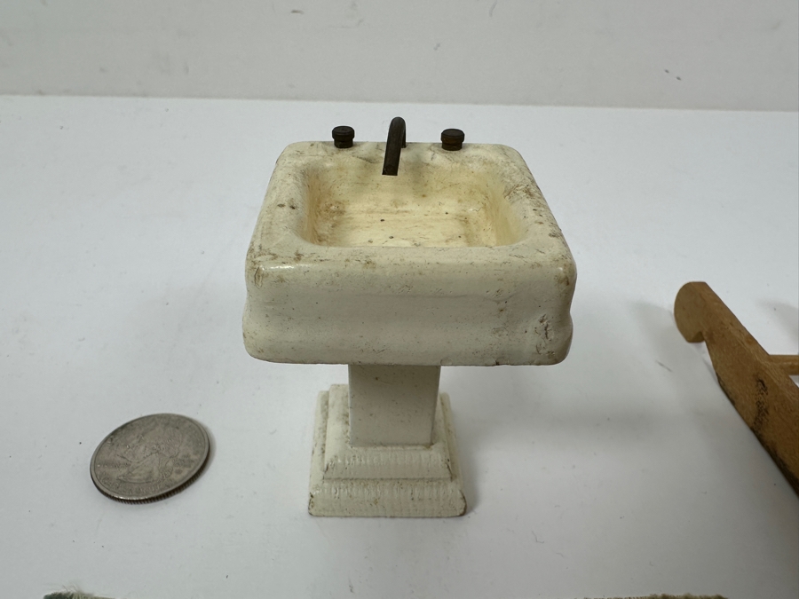 Just Added - Vintage Doll House Furniture: Oriental Persian Rug, Pedestal Sink & Library Ladder [Photo 3]