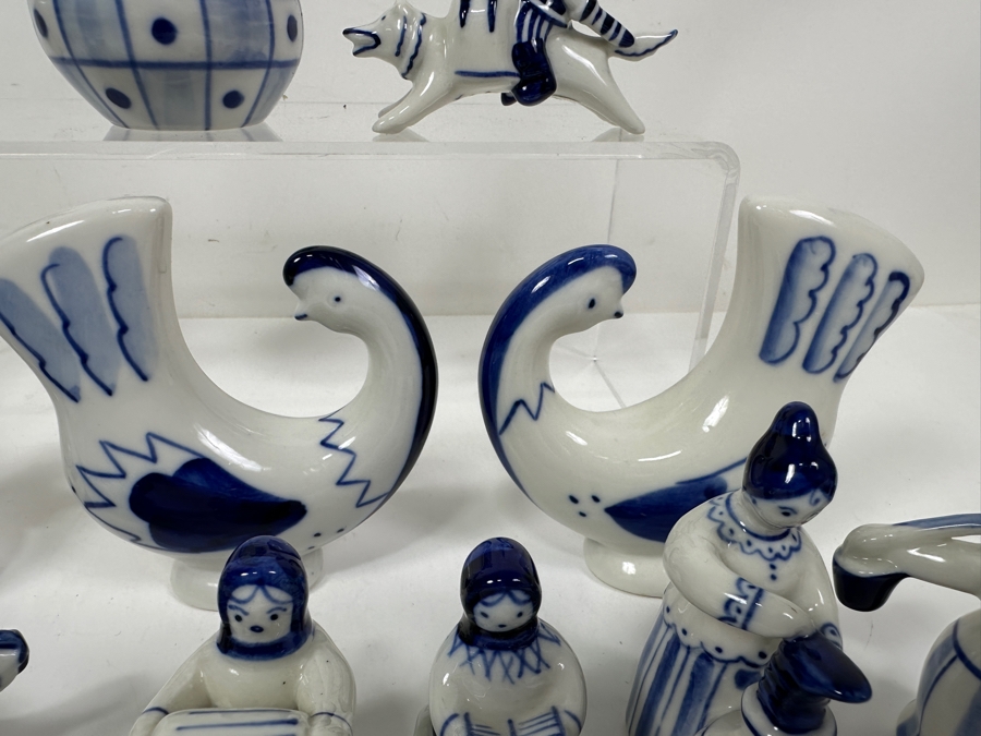 Just Added - Collection Of Vintage USSR Folk Art Hand Painted Russian Ceramic Blue & White Figurines [Photo 5]
