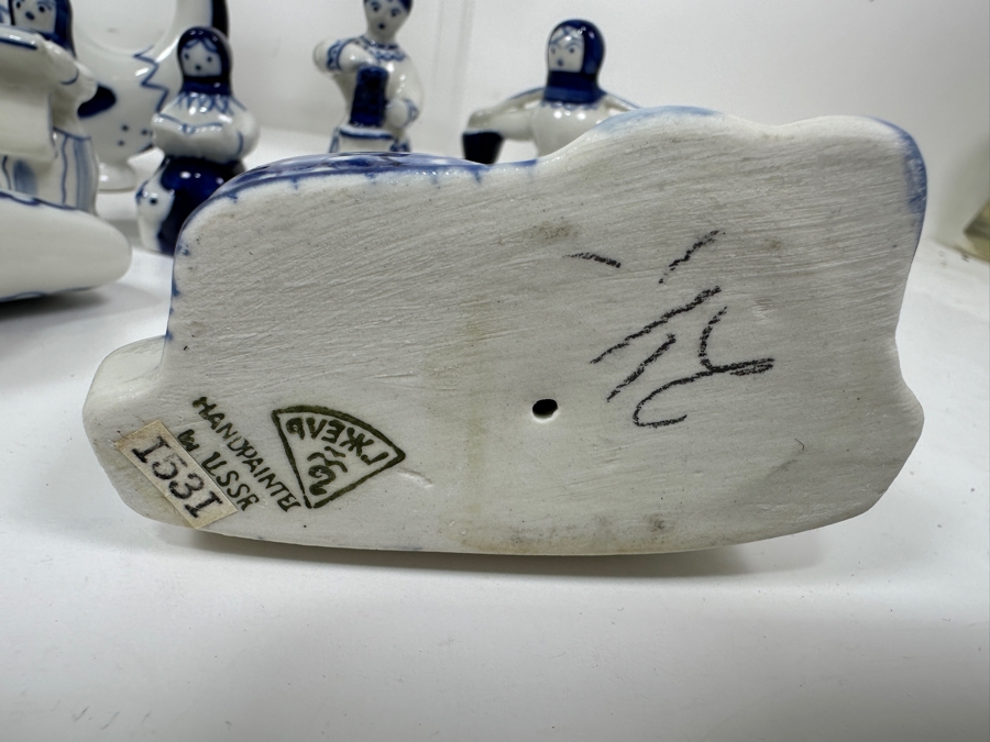 Just Added - Collection Of Vintage USSR Folk Art Hand Painted Russian Ceramic Blue & White Figurines [Photo 11]