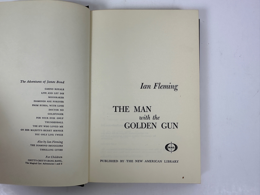 Just Added - First American Printing 1956 Hardcover Book With Original Dust Jacket Of The Man With The Golden Gun By Ian Fleming Final Novel By Fleming Published Posthumously A Year After His Death By The New American Library New York Estimate $200-$300 [Photo 4]