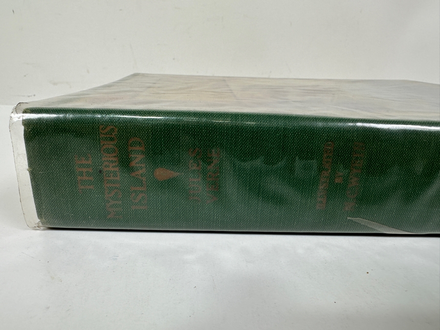 Just Added - First Illustrated Edition 1920 Hardcover Book Of The Mysterious Island By Jules Verne Pictures By N. C. Wyeth Published By Scribner's Sons New York Estimate $30-$100 [Photo 2]