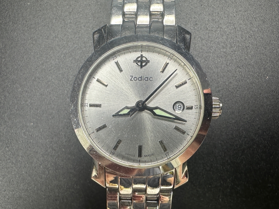 Just Added - Zodiac Wrist Watch 50 Meters Model Z01102 [Photo 3]