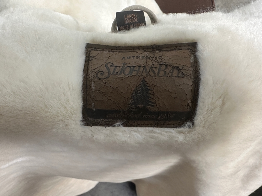 Just Added - St. John's Bay Suede Leather Jacket Size Large [Photo 4]