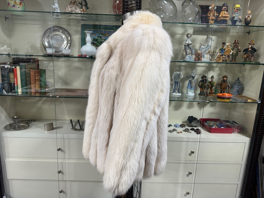 Just Added - Vintage Fur Jacket - 24' Arm Length / 29' Jacket Length [Photo 4]
