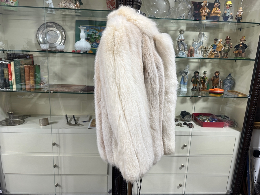 Just Added - Vintage Fur Jacket - 24' Arm Length / 29' Jacket Length [Photo 2]