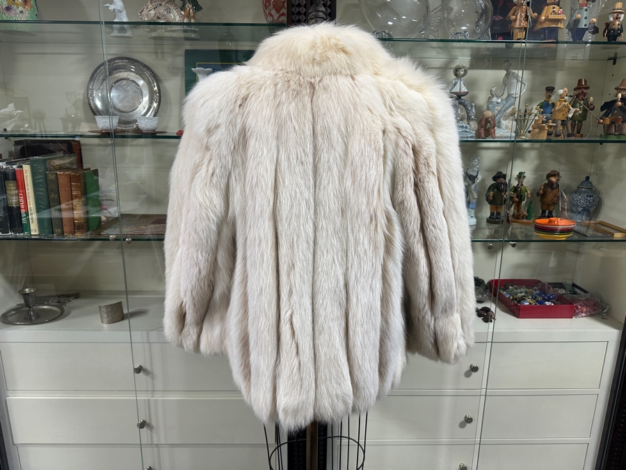Just Added - Vintage Fur Jacket - 24' Arm Length / 29' Jacket Length [Photo 3]