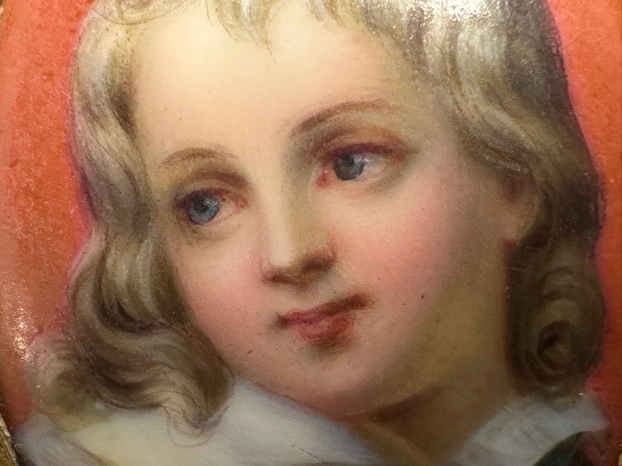 Just Added - Vintage Hand Painted Porcelain Portrait Pendant / Pin Brooch 1.5W X 1.75H 12.9g [Photo 3]