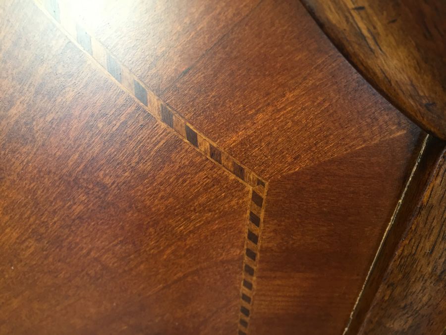 Beautiful Bassett Furniture 4-Piece Bedroom Set - Queen Bed, Dresser, Nightstand, & Armoire [Photo 12]