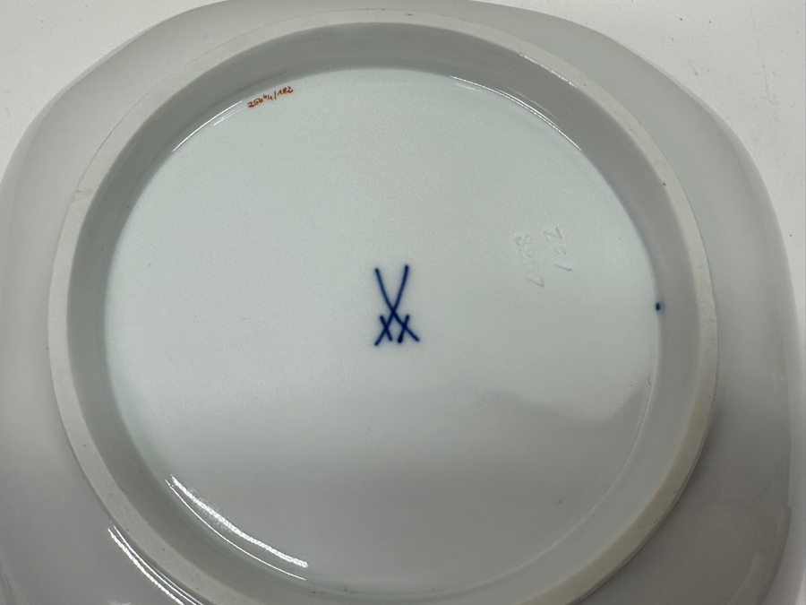 Just Added - Meissen (Germany) Fine Porcelain Hand Painted 'Butterfly Painting With Gold Rim' Schmetterling Bowl - New Old Stock 7.5'W [Photo 7]