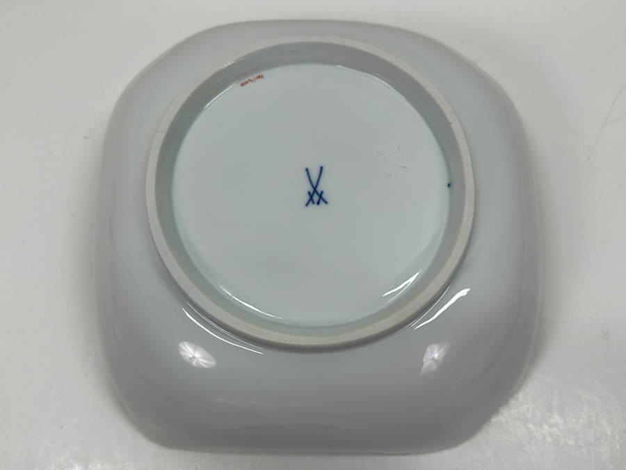 Just Added - Meissen (Germany) Fine Porcelain Hand Painted 'Butterfly Painting With Gold Rim' Schmetterling Bowl - New Old Stock 7.5'W [Photo 6]