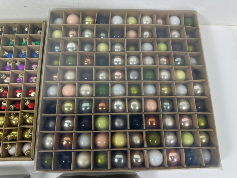 Just Added - Various Sets Of Miniature Glass Christmas Ornaments [Photo 4]