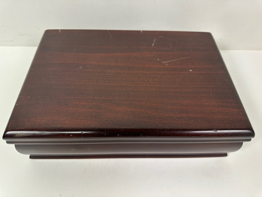 Just Added - Reed and Barton Watch Jewelry Box 12'W x 7.5'D x 3.75'H [Photo 2]