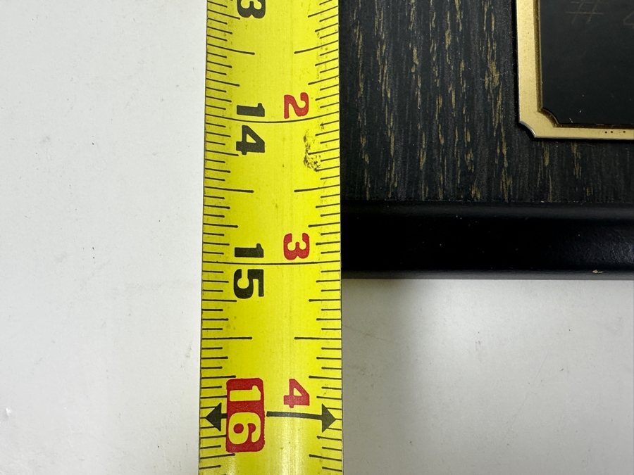 Limited Edition Autographed Tom Seaver  Wall Plaque Numbered 450 Of 1,000 12 X 15	 [Photo 10]