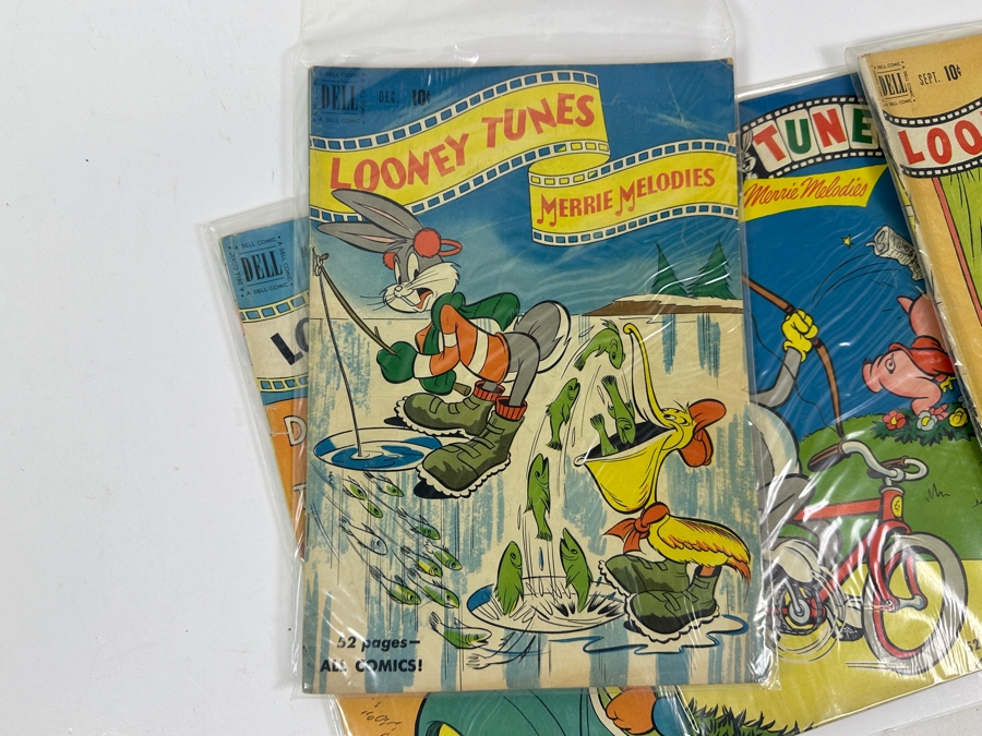 (10) Vintage 1950s Comic Books Bagged Looney Tunes Merrie Melodies 10 cent Comic Books Bugs Bunny [Photo 14]
