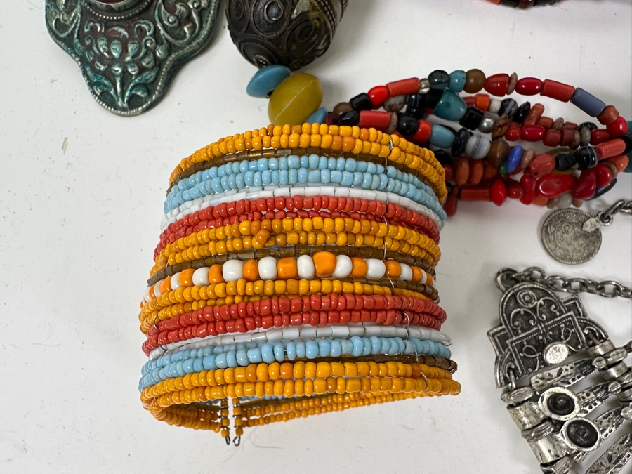 Just Added - Collection Of Various Jewelry And Woven Basket 19'L [Photo 6]