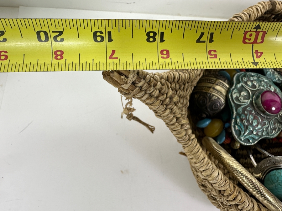 Just Added - Collection Of Various Jewelry And Woven Basket 19'L [Photo 10]