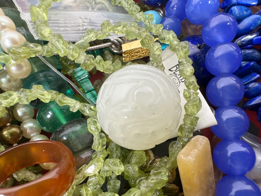 Just Added - Collection Of Various Beads And Jewelry - See Photos [Photo 17]