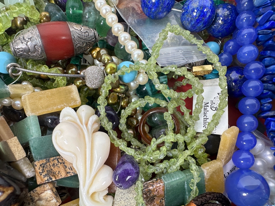 Just Added - Collection Of Various Beads And Jewelry - See Photos [Photo 6]