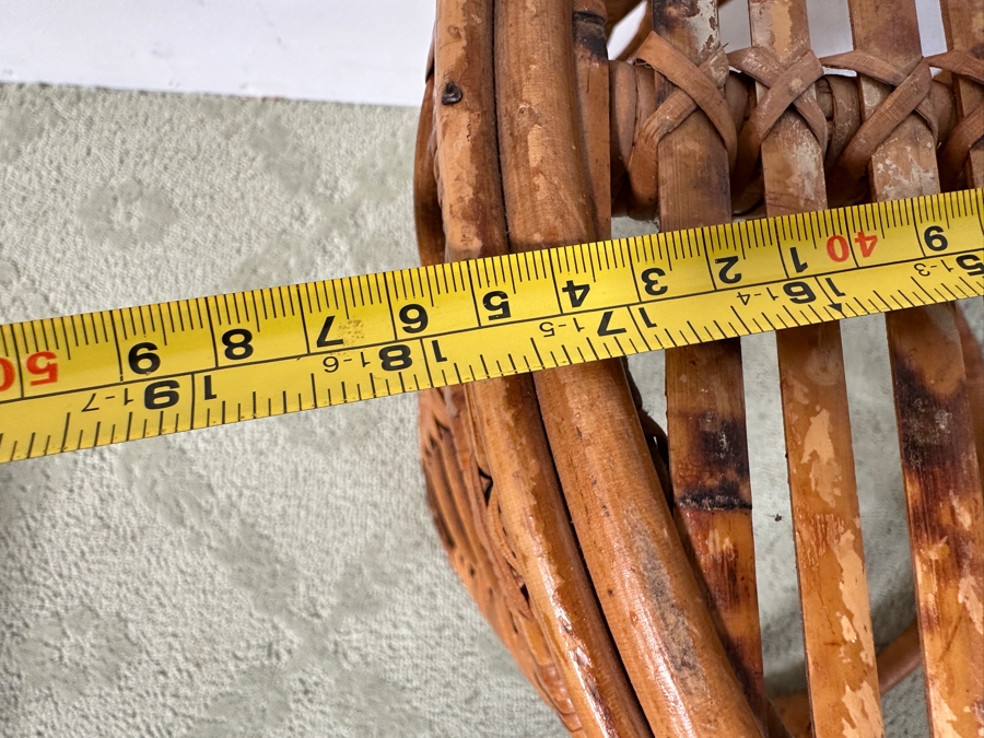 Just Added - Vintage Rattan Round Side Table 17.5W X 17.5H [Photo 5]