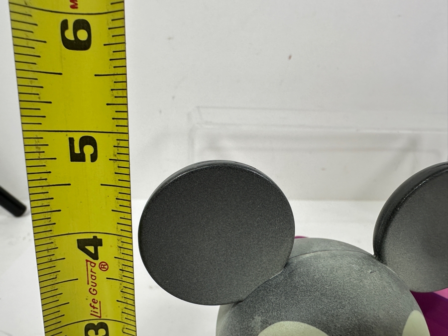 (4) Disney Shorts Vinyl Collectible Toy Art By Francisco Herrera: Mickey Mouse, Cheshire Cat From Disney's Alice In Wonderland, Genie Aladdin & Sally From Tim Burton's The Nightmare Before Christmas - Some Prototypes Directly From The Manufacturer 4.5'H [Photo 16]