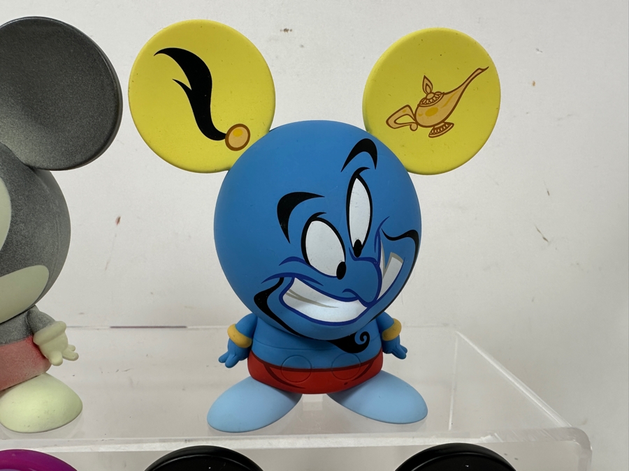 (4) Disney Shorts Vinyl Collectible Toy Art By Francisco Herrera: Mickey Mouse, Cheshire Cat From Disney's Alice In Wonderland, Genie Aladdin & Sally From Tim Burton's The Nightmare Before Christmas - Some Prototypes Directly From The Manufacturer 4.5'H [Photo 5]
