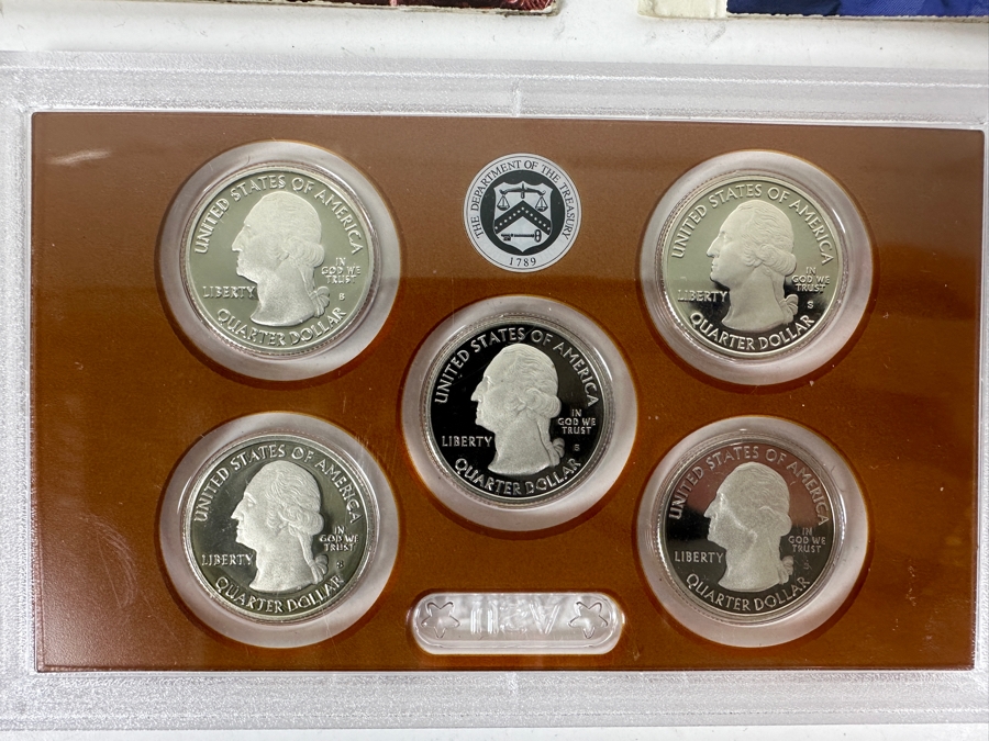 Collection of US Mint Proof Sets, Statehood Quarters, Commemorative Half Dollars  [Photo 15]