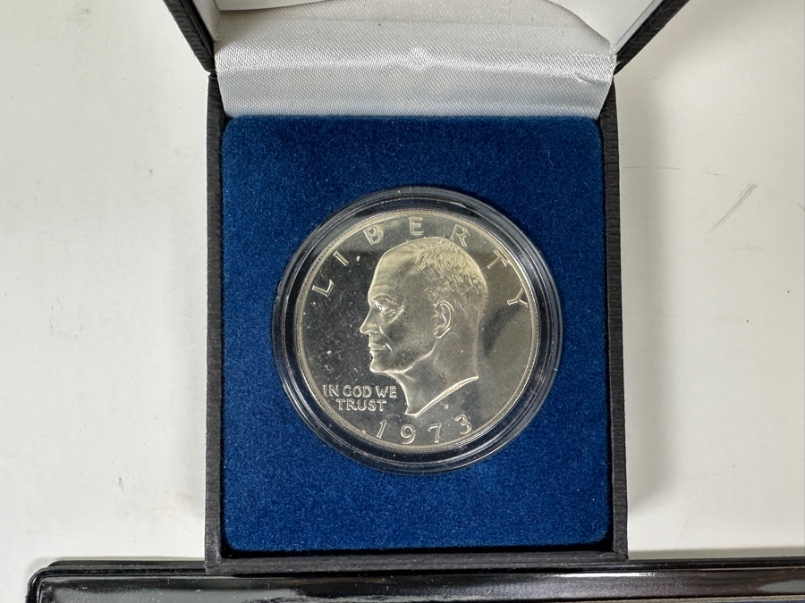 Collection of Eisenhower, Susan B Anthony and Sacagawea Dollars in Proof and Uncirculated [Photo 8]