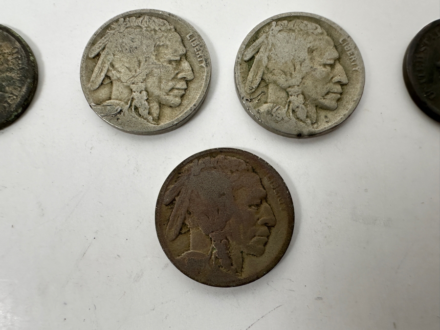 Bag of Obsolete Coins including Silver [Photo 22]
