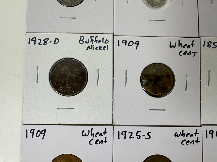 Bag of Obsolete Coins including Silver [Photo 9]