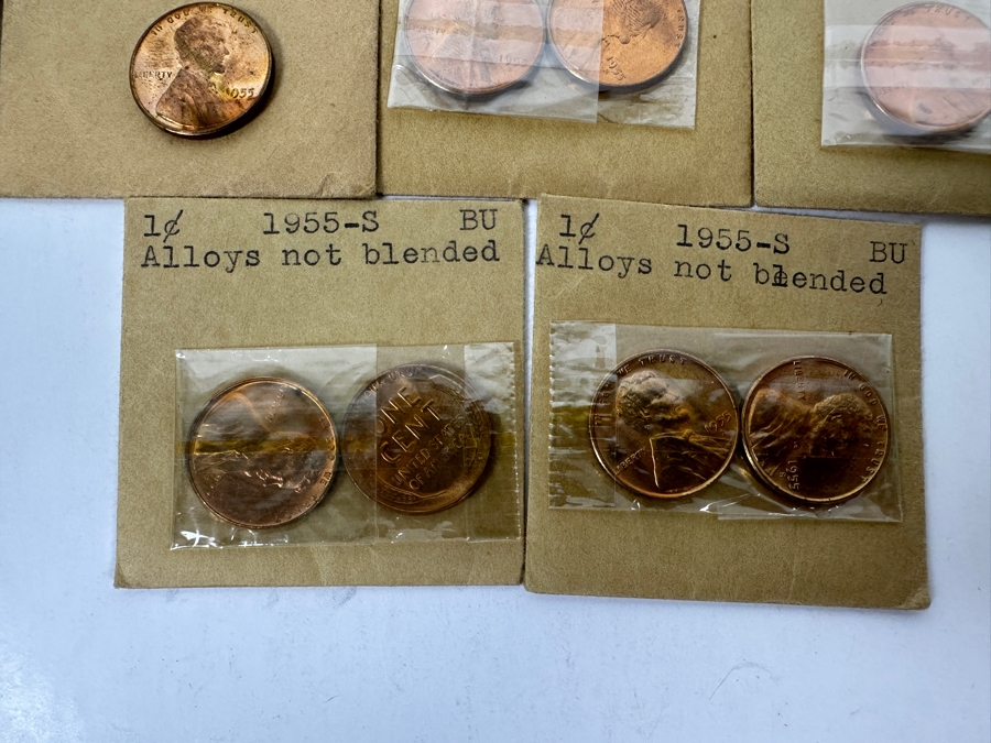 Twenty-Two Lincoln Cent Errors Many Bright Red Wheat Cents in Original Vintage Holders and Envelopes [Photo 8]
