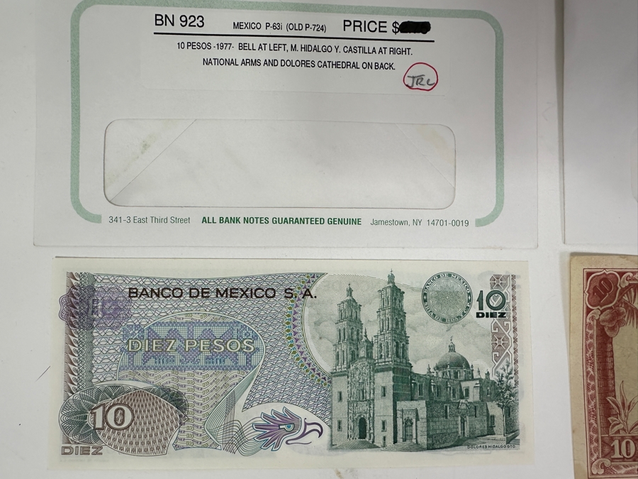 Lot of (13) Uncirculated World Notes in Jamestown Envelopes [Photo 2]