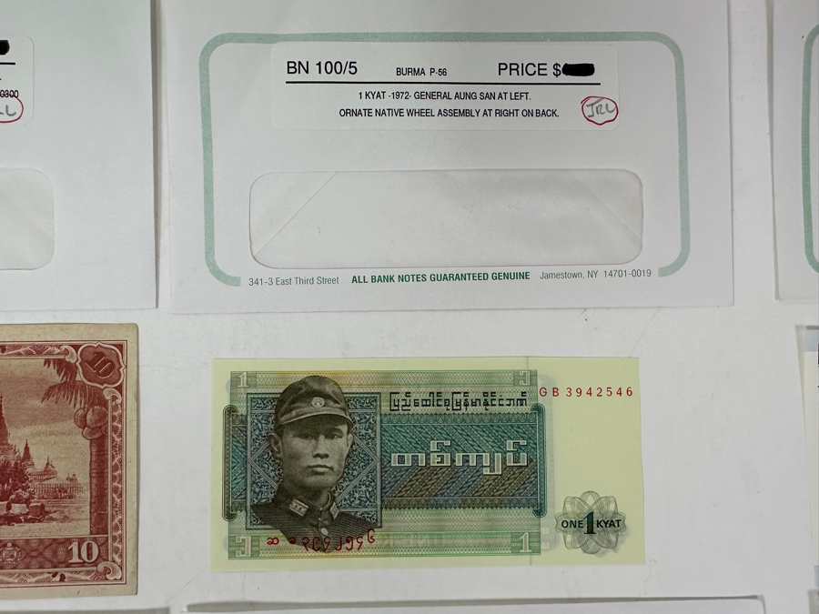 Lot of (13) Uncirculated World Notes in Jamestown Envelopes [Photo 4]