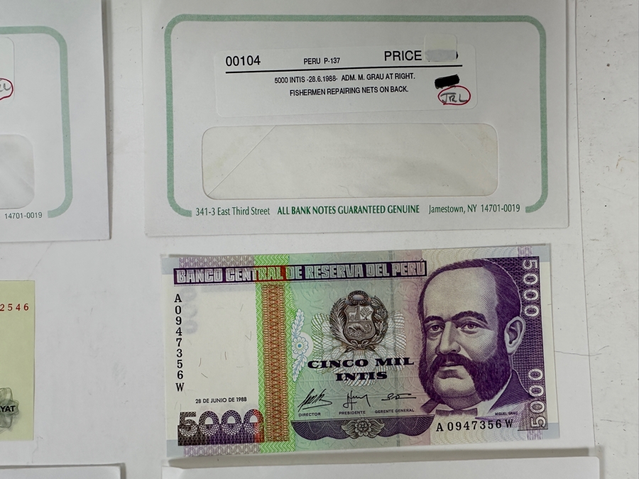 Lot of (13) Uncirculated World Notes in Jamestown Envelopes [Photo 5]